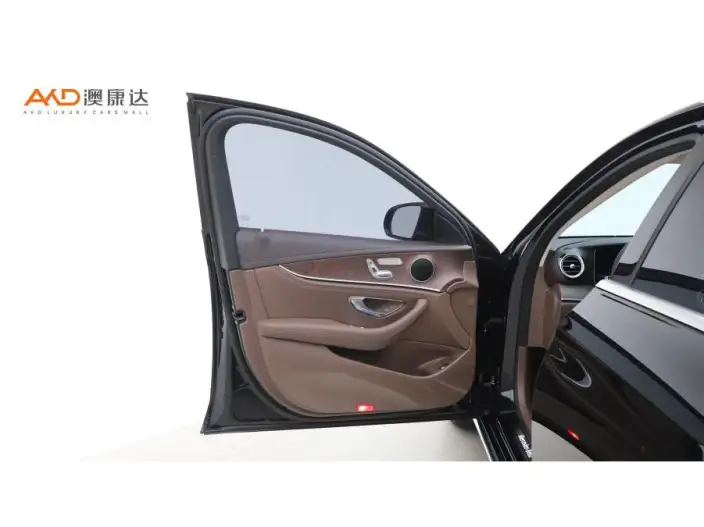 Mercedes-Benz E-Class 2023 Model Facelift E 260 L sedan – фото 9