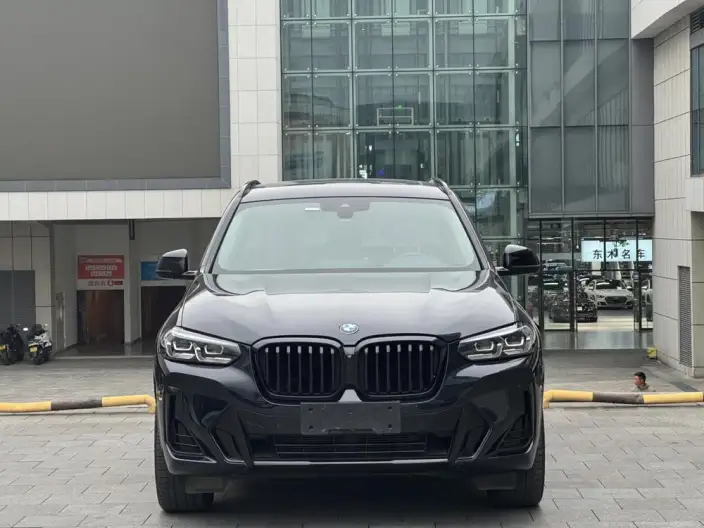 BMW X3 2022 Model xDrive30i Leading Model M Night Set – фото 2