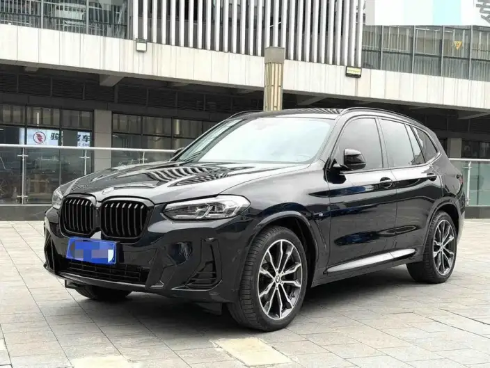 BMW X3 2023 Model xDrive30i Exclusive Model M Night Set – фото 1