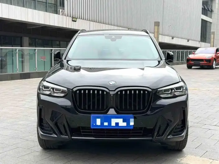 BMW X3 2023 Model xDrive30i Exclusive Model M Night Set – фото 2
