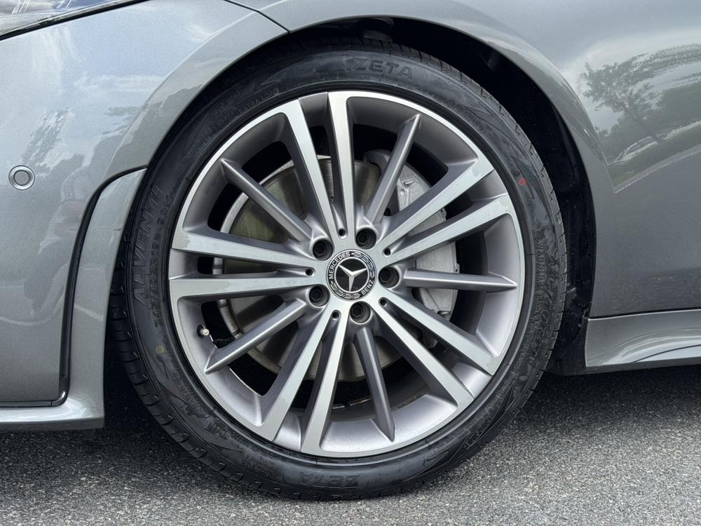 Mercedes-Benz CLS Модель 2018 года CLS 300 Luxury – фото 11