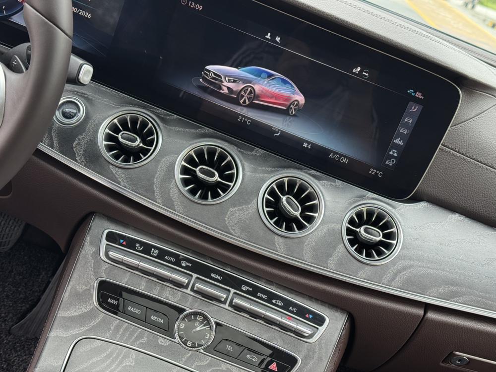 Mercedes-Benz CLS Модель 2018 года CLS 300 Luxury – фото 15