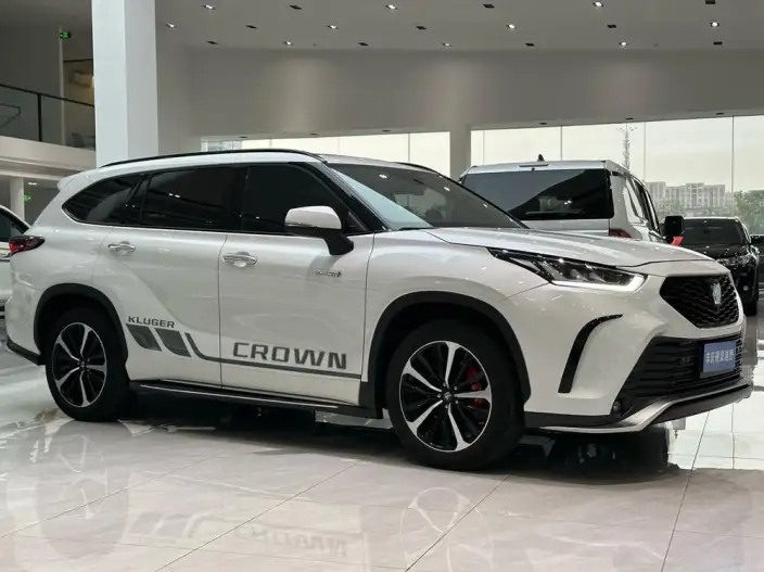 Crown Kluger 2023 Model Intelligent Hybrid 2.5L E-CVT 4WD Premium Edition – фото 3