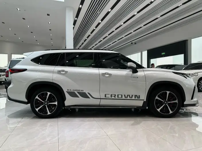 Crown Kluger 2023 Model Intelligent Hybrid 2.5L E-CVT 4WD Premium Edition – фото 7