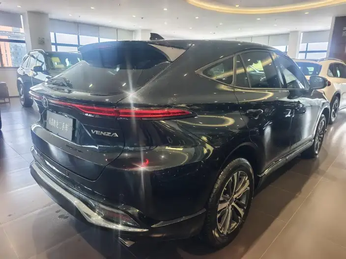 Venza 2023 Model 2.0L CVT 2WD Deluxe Edition – фото 4