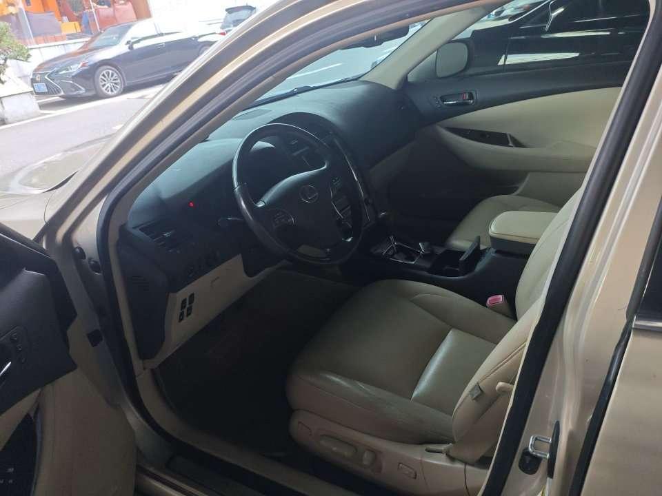 Lexus ES 2010 модификация 240 Deluxe Edition – фото 11