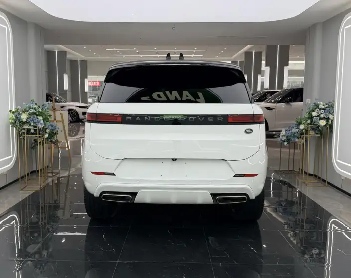 Range Rover Sport 2023 Model 3.0 L6 DYNAMIC SE