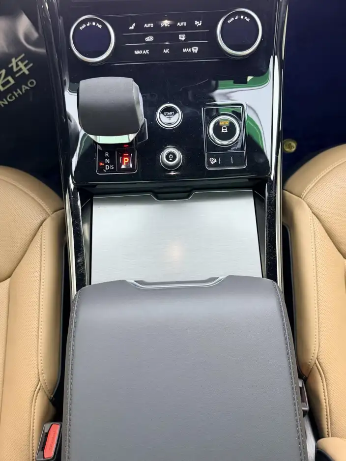 Range Rover Sport 2023 Model 3.0 L6 DYNAMIC SE – фото 10