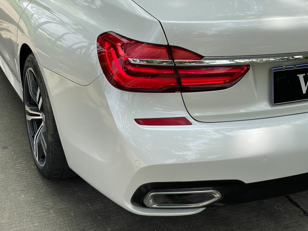 BMW 7 Series Модель 2018 года 740Li xDrive Exclusive M Sports Set – фото 16