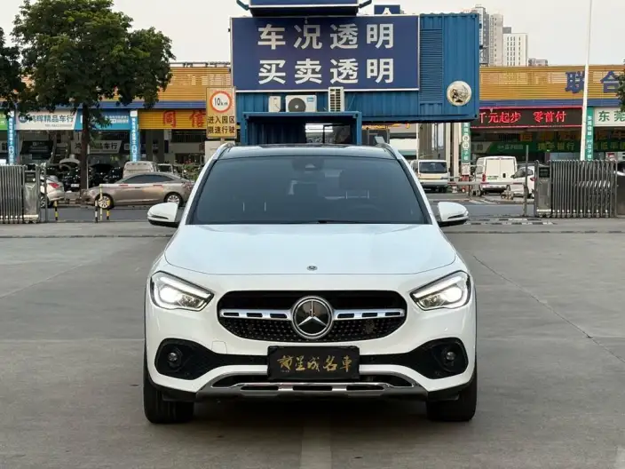 Mercedes-Benz GLA 2022 Model GLA 200 – фото 2