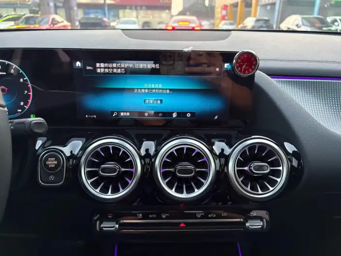 Mercedes-Benz GLA 2022 Model GLA 200 – фото 9