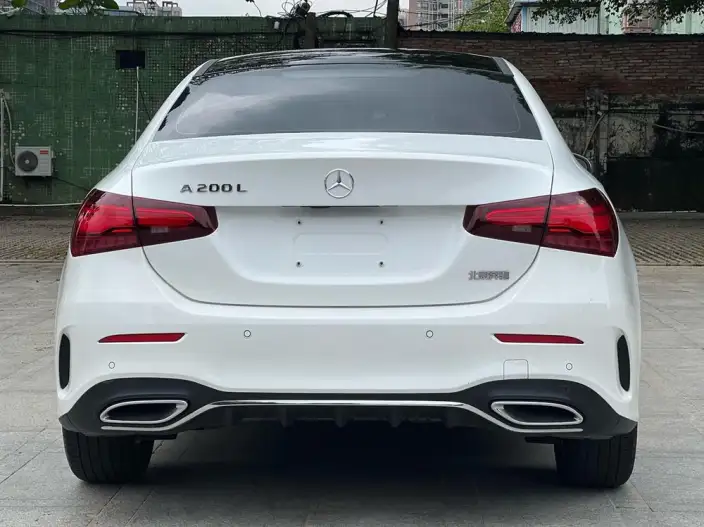 Mercedes-Benz A-class 2024 Model A 200 L Dynamic Edition – фото 4