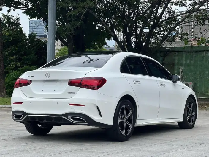 Mercedes-Benz A-class 2024 Model A 200 L Dynamic Edition – фото 5