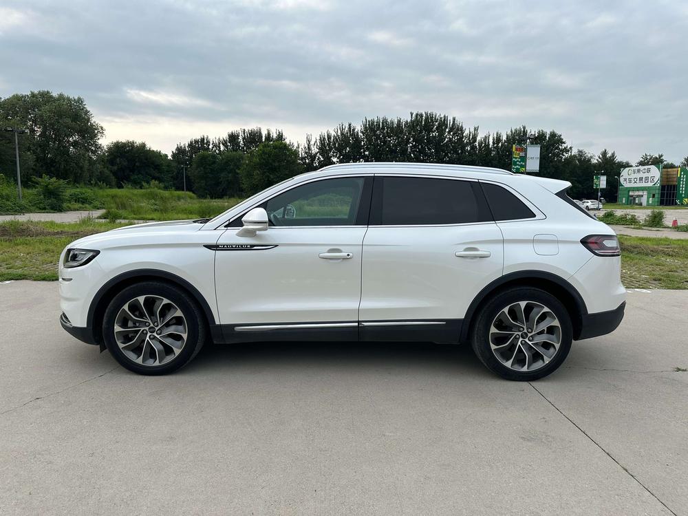 Lincoln Nautilus 2021 2.0T AWD Select – фото 4