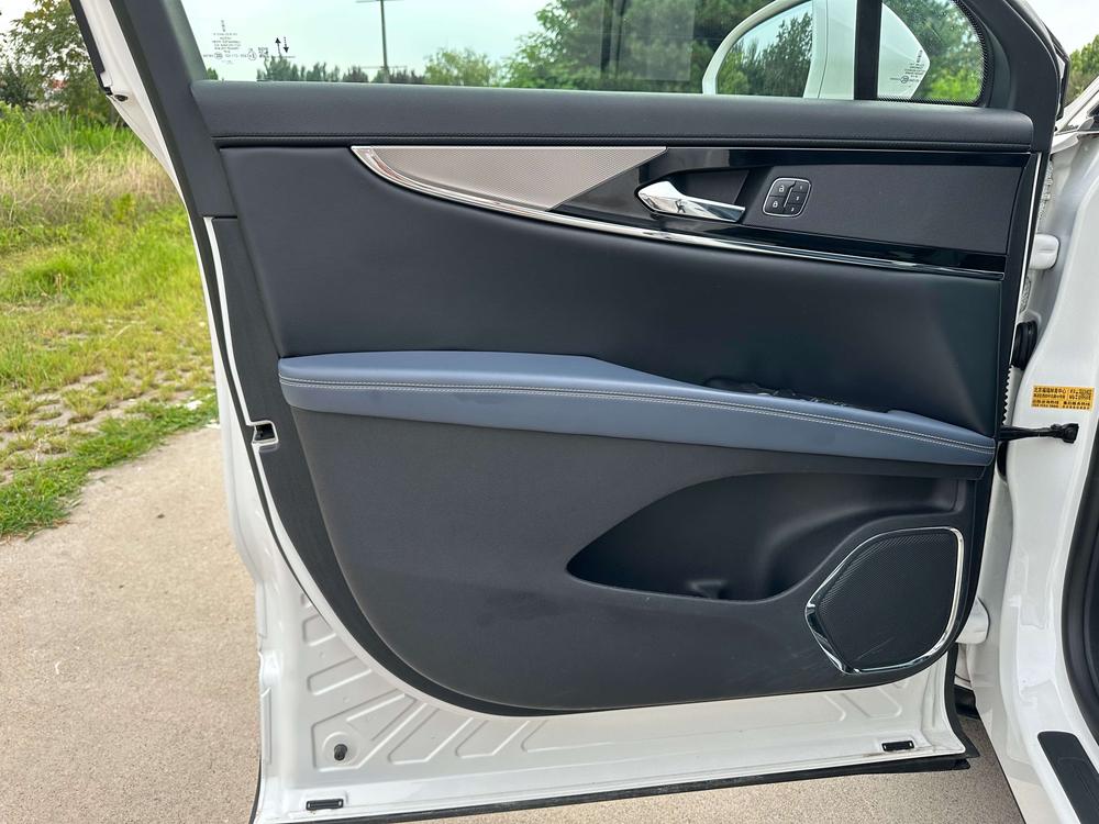 Lincoln Nautilus 2021 2.0T AWD Select – фото 9