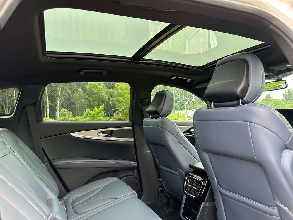 Lincoln Nautilus 2021 2.0T AWD Select – фото 24
