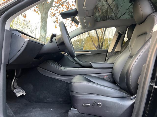 Tesla Model Y 2022 Facelift RWD – фото 11