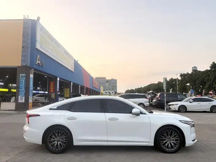BESTUNE B70 2023 Model Third generation 1.5T Automatic Changxiang Edition Model – фото 8