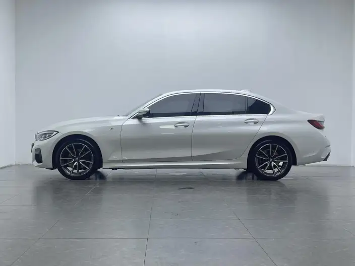 BMW 3 Series 2022 Model Facelift 325Li M Sports Set – фото 4