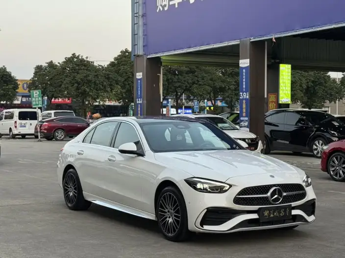 Mercedes-Benz C-Class 2024 Model C 260 L Sports Edition – фото 3