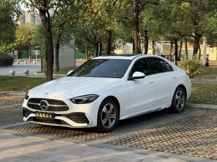 Mercedes-Benz C-Class 2022 Model Facelift C 200 L Sports Edition – фото 1