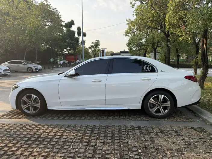 Mercedes-Benz C-Class 2022 Model Facelift C 200 L Sports Edition – фото 4