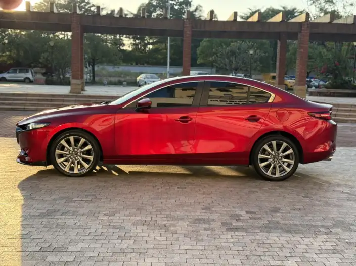 Mazda3 Axela 2022 Model 2.0L Automatic Zhi Ya Edition