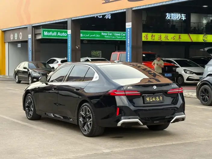 BMW 5 Series 2024 Model 530Li Exclusive Model M Sports Set – фото 4