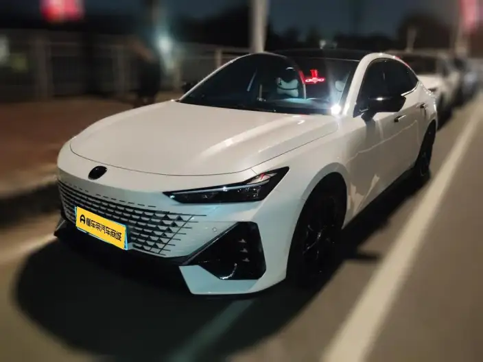 Changan UNI-V 2024 Model 1.5T High Power Edition