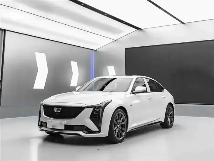 Cadillac CT5 2025 Model 28T Lincoln Town Sports Edition