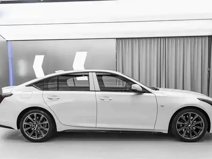 Cadillac CT5 2025 Model 28T Lincoln Town Sports Edition – фото 7
