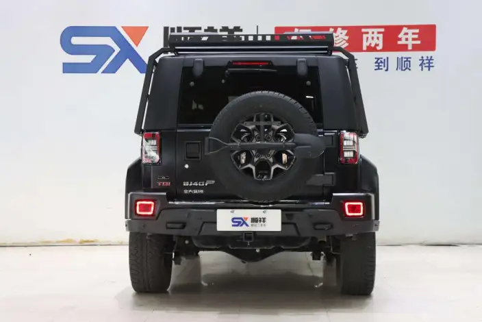 BAIC BJ40 2023 Model 2.0D Automatic 4WD Blade Hero Edition Warrior Model – фото 5