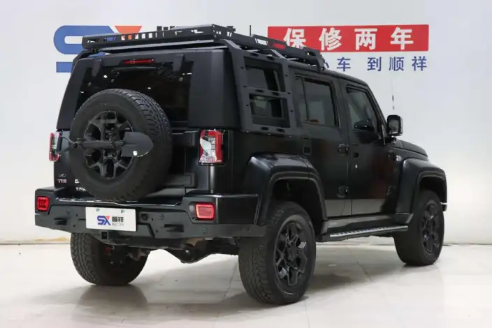BAIC BJ40 2023 Model 2.0D Automatic 4WD Blade Hero Edition Warrior Model – фото 6