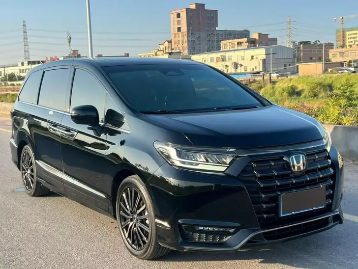 Honda Elysion 2024 Model 2.0L e:HEV Deluxe Edition