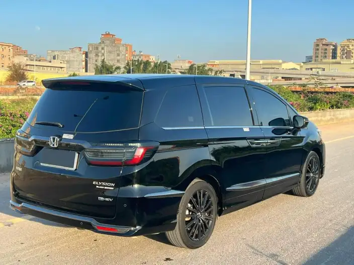 Honda Elysion 2024 Model 2.0L e:HEV Deluxe Edition – фото 6