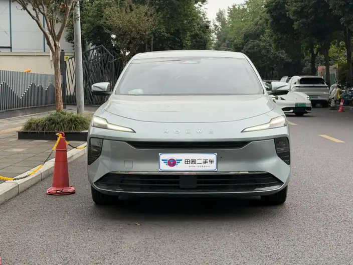 Roewe D6 2025 Model 520km Smart Edition – фото 2