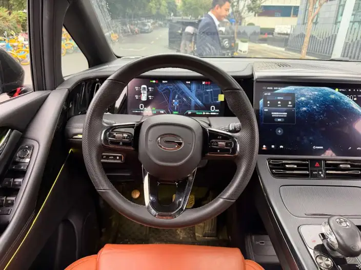 GAC Trumpchi E9 PHEV 2024 Model 2.0TM Exclusive Edition – фото 9