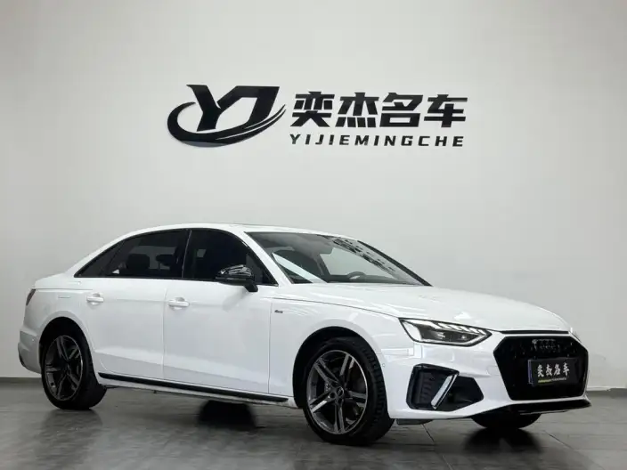 Audi A4 L 2022 Model 40 TFSI Luxury Dynamic Model – фото 3
