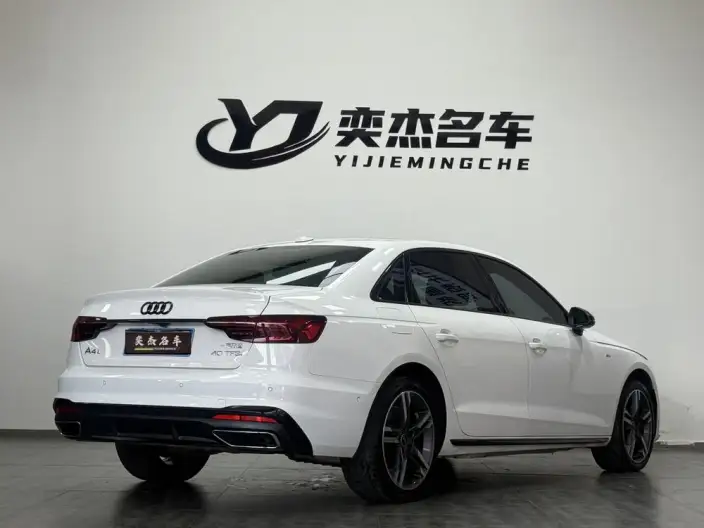 Audi A4 L 2022 Model 40 TFSI Luxury Dynamic Model – фото 6