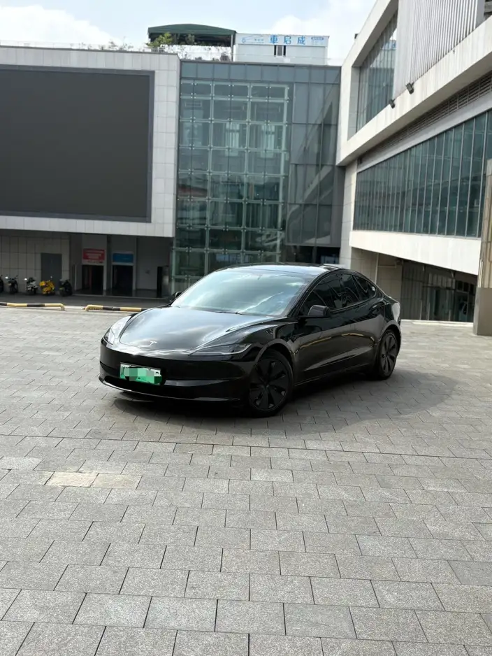 Model 3 2023 Model Rear-wheel drive version – фото 1
