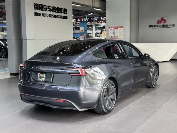 Model 3 2023 Model Long Battery Life Pro All-wheel drive version – фото 6