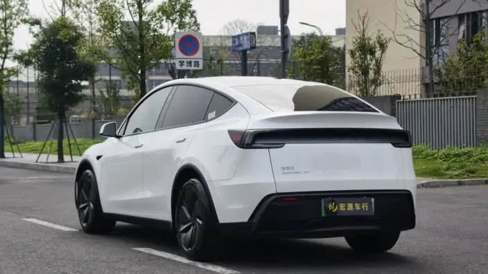 Model Y 2025 Model Long Battery Life Pro All-wheel drive version – фото 4