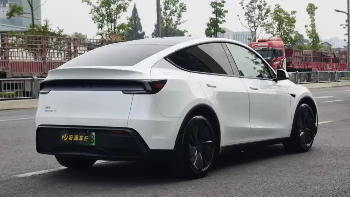 Model Y 2025 Model Long Battery Life Pro All-wheel drive version – фото 6