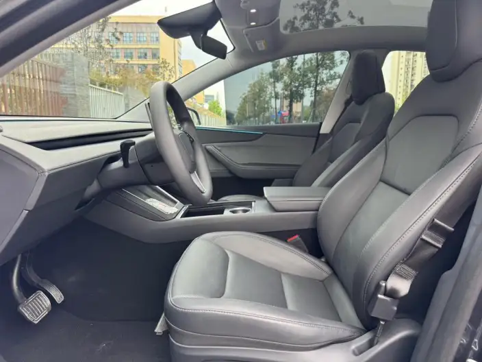 Model Y 2025 Model Rear-wheel drive version – фото 9