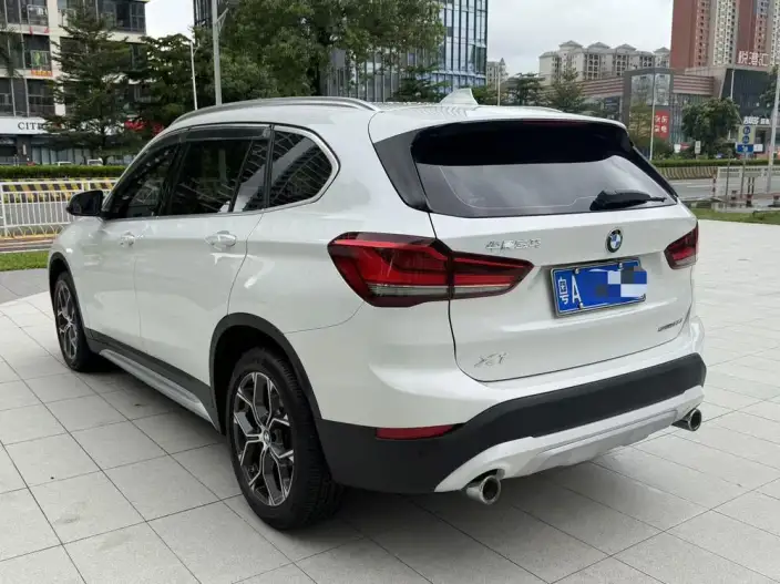 BMW X1 2022 Model sDrive20Li Fashion Model – фото 4