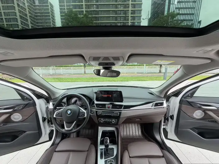 BMW X1 2022 Model sDrive20Li Fashion Model – фото 7