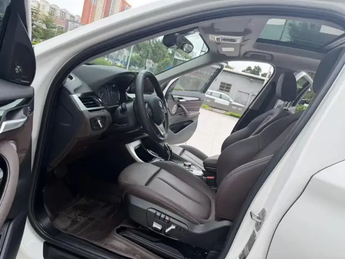 BMW X1 2022 Model sDrive20Li Fashion Model – фото 8