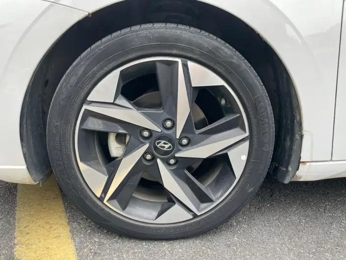 Hyundai Ioniq 2022 Model 1.5L CVT GLX Elite Edition – фото 9