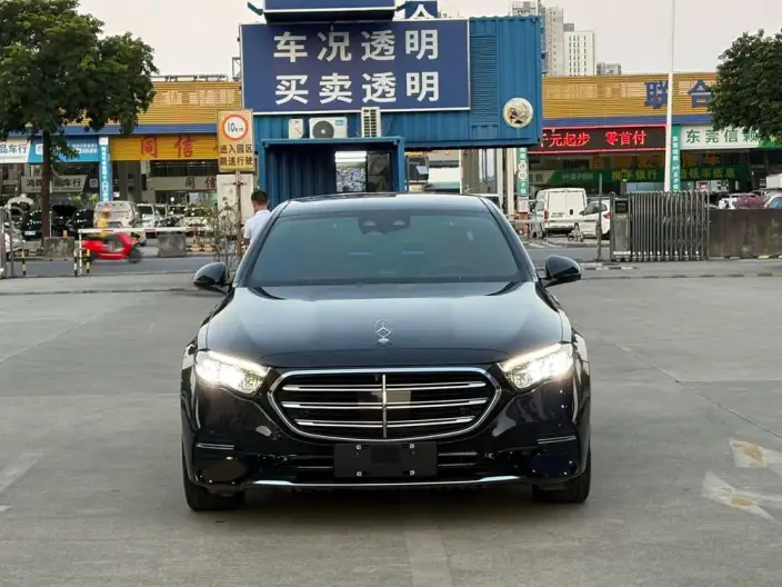 Mercedes-Benz E-Class 2025 Model E 300 L Luxury Model sedan – фото 2