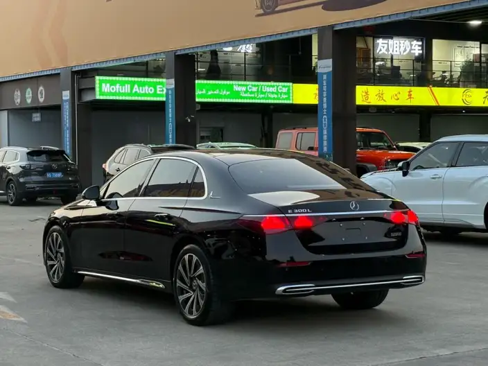 Mercedes-Benz E-Class 2025 Model E 300 L Luxury Model sedan – фото 4